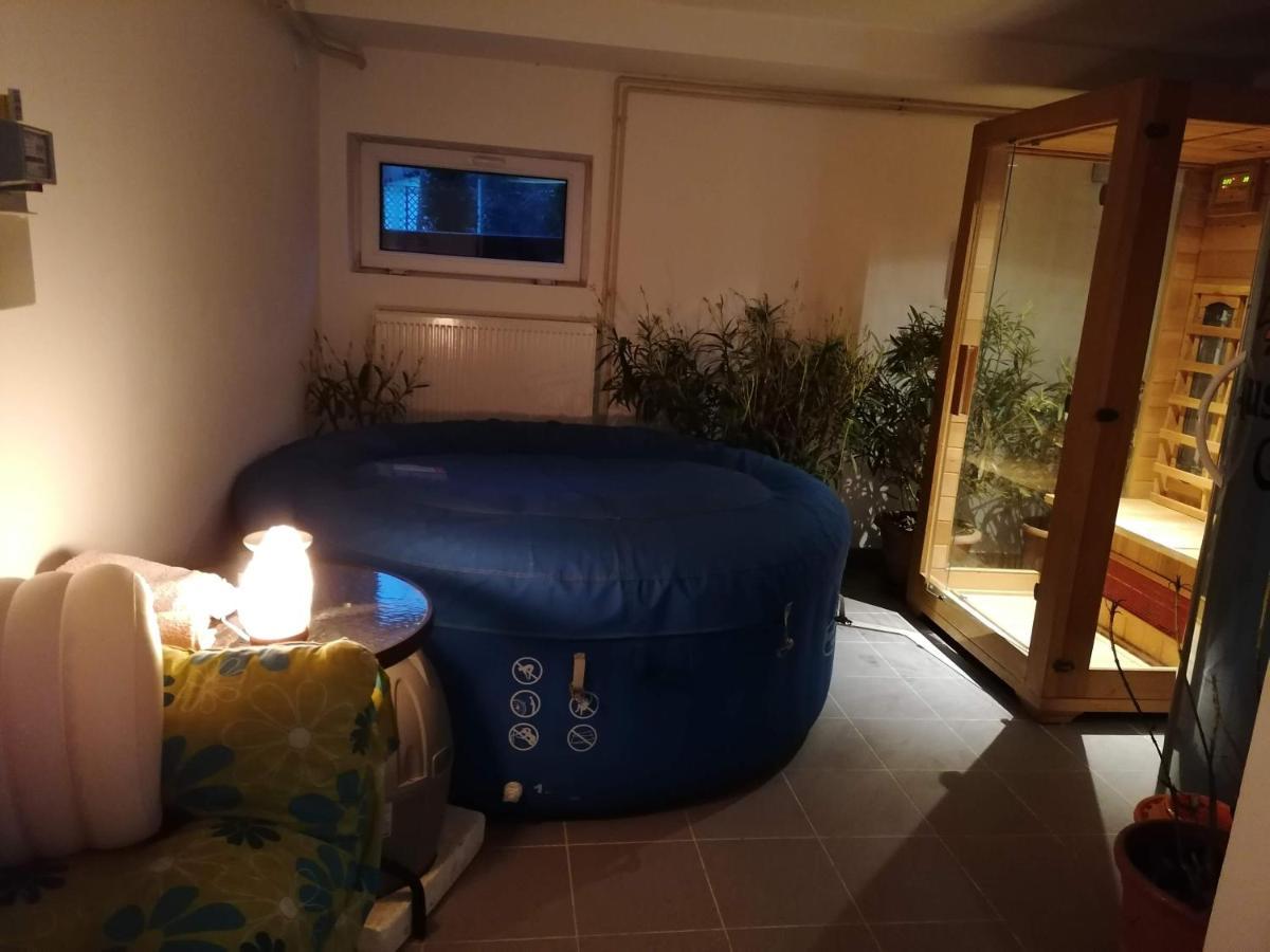 Staff House Bed & Breakfast Nyíregyháza Екстериор снимка